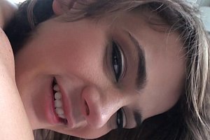 Julia无码裸体写真集 Porn